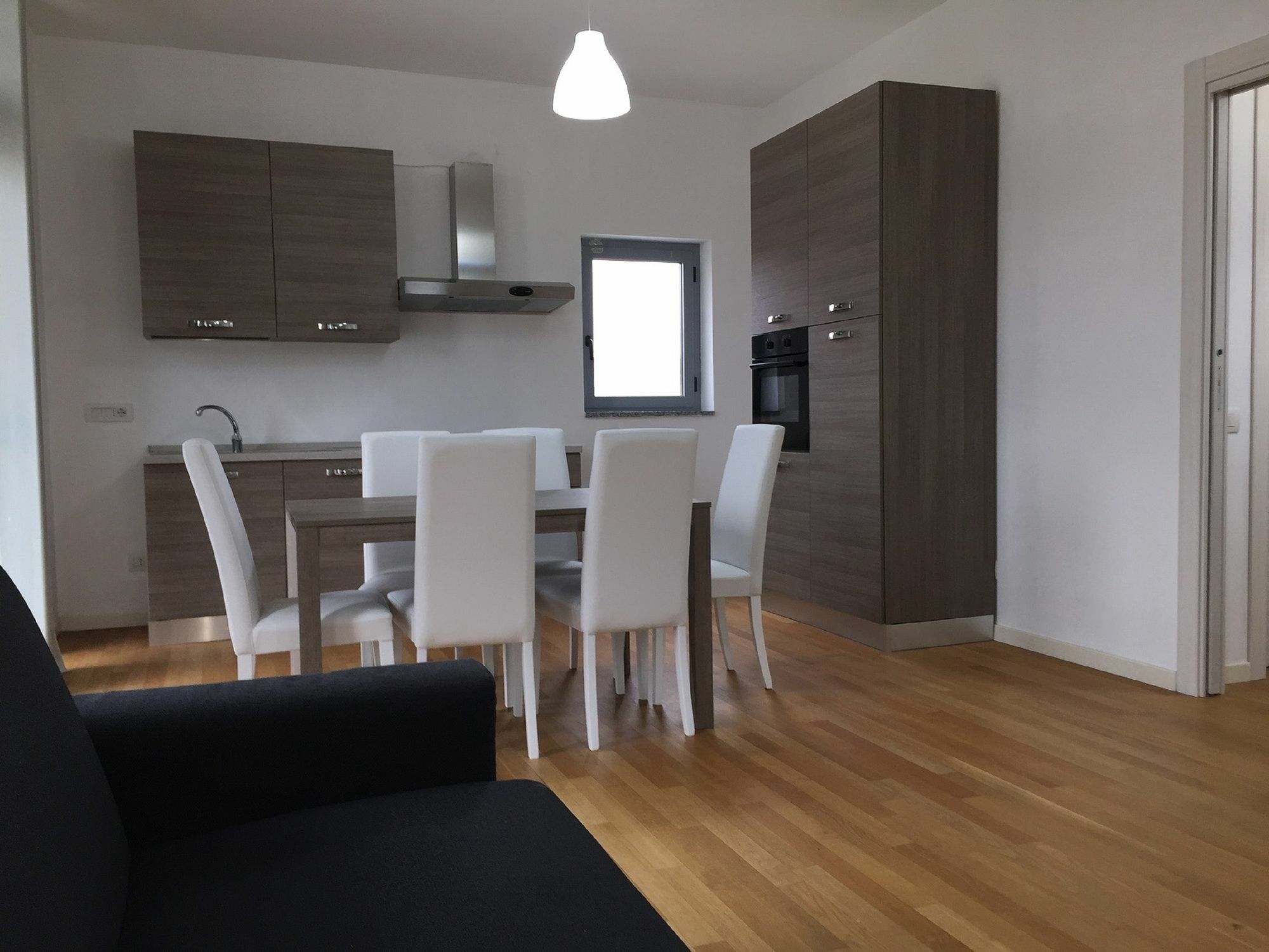 Red Line Apartments Milano ภายนอก รูปภาพ