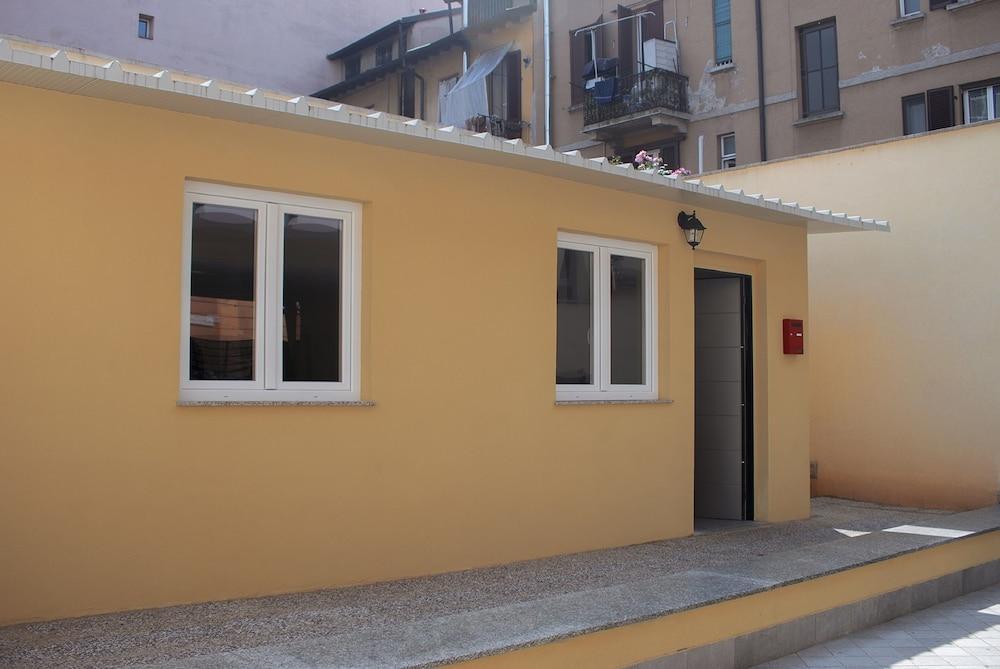 Red Line Apartments Milano ภายนอก รูปภาพ