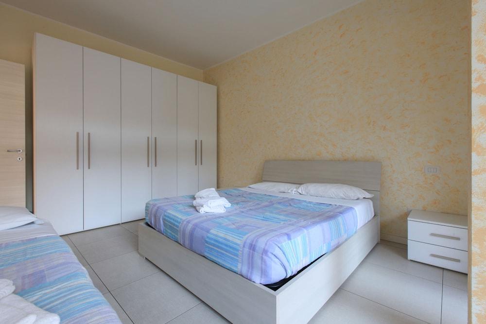 Red Line Apartments Milano ภายนอก รูปภาพ