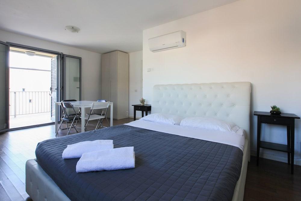 Red Line Apartments Milano ภายนอก รูปภาพ