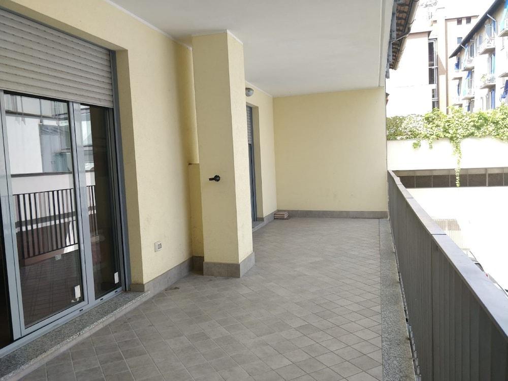 Red Line Apartments Milano ภายนอก รูปภาพ